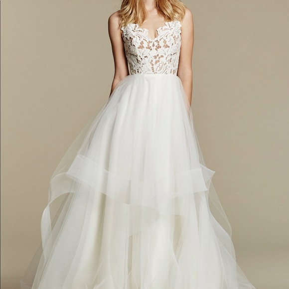 Hayley Paige Dresses & Skirts - Hayley Paige Halo Wedding Dress, BNWT, size 10